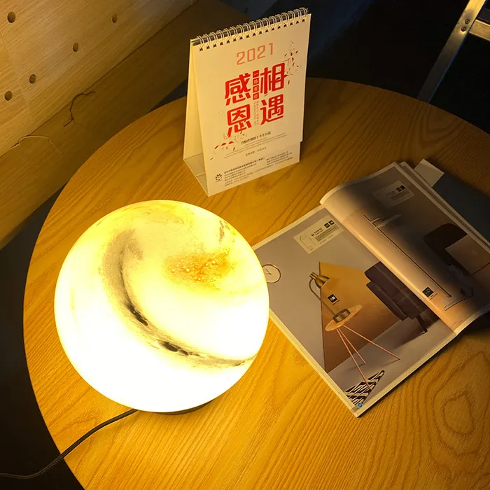 Qual é a função de uma luz noturna?